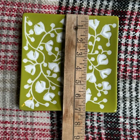 Crate & Barrel 3 Piece Akemi Floral Serving Set - Picture 13 of 16